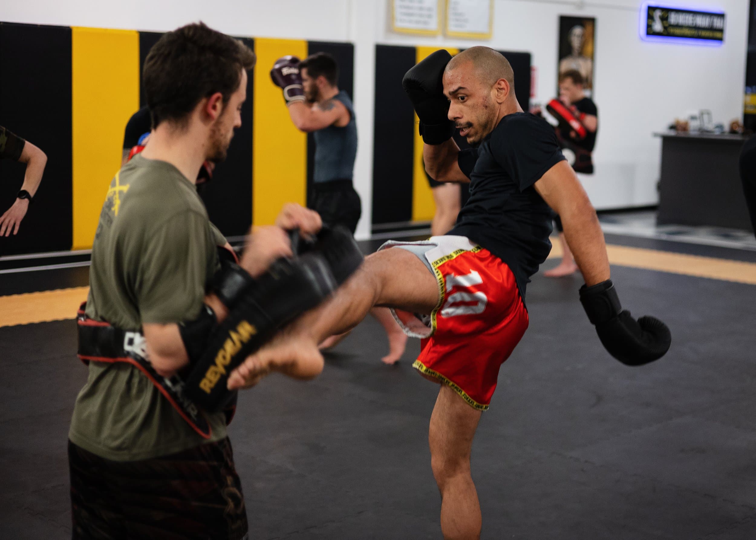 Exterior or interior of 10 Kicks Muay Thai