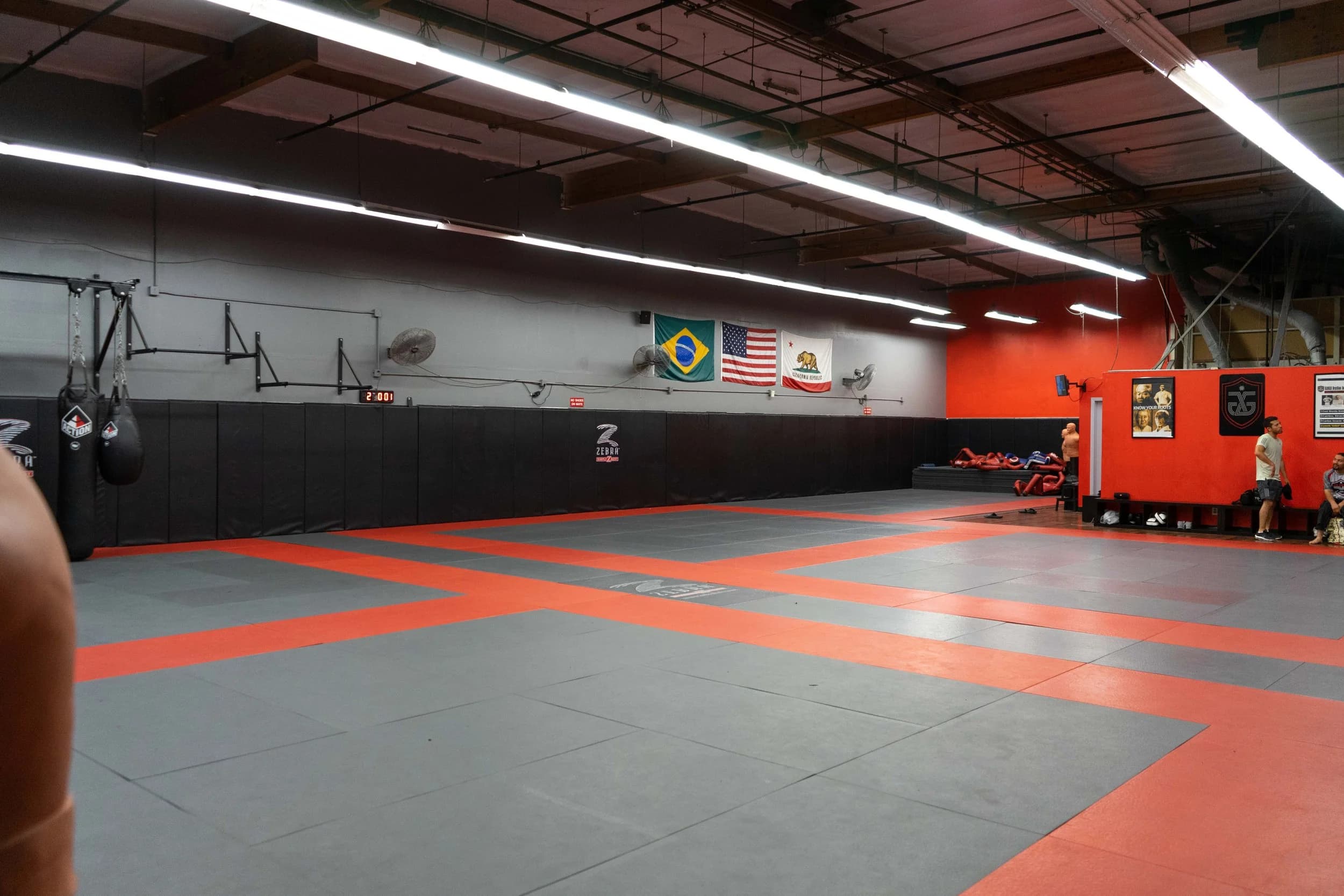Exterior or interior of Gloglo Brazilian Jiu-jitsu, Kickboxing & Fitness Academy