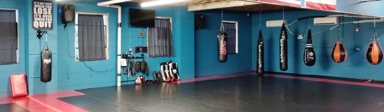 Exterior or interior of War Of Honor Muay Thai & kickboxing